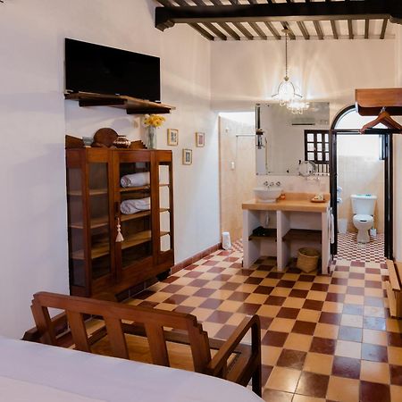 Casa De Zari Bed & Breakfast Кампече Екстериор снимка