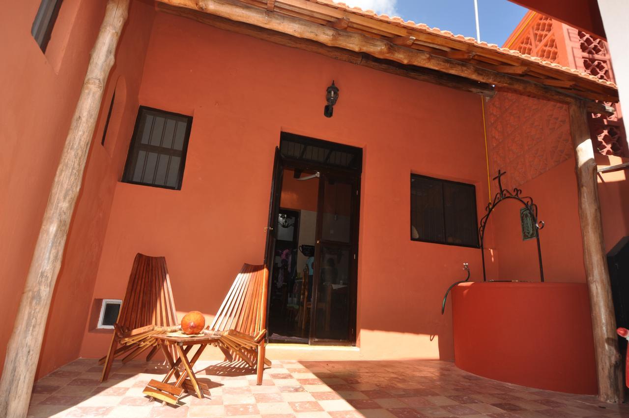 Casa De Zari Bed & Breakfast Кампече Екстериор снимка