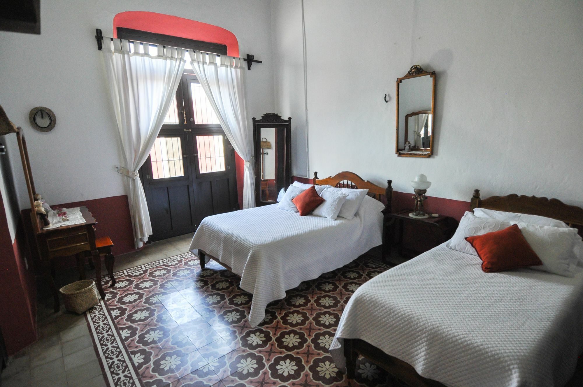 Casa De Zari Bed & Breakfast Кампече Екстериор снимка