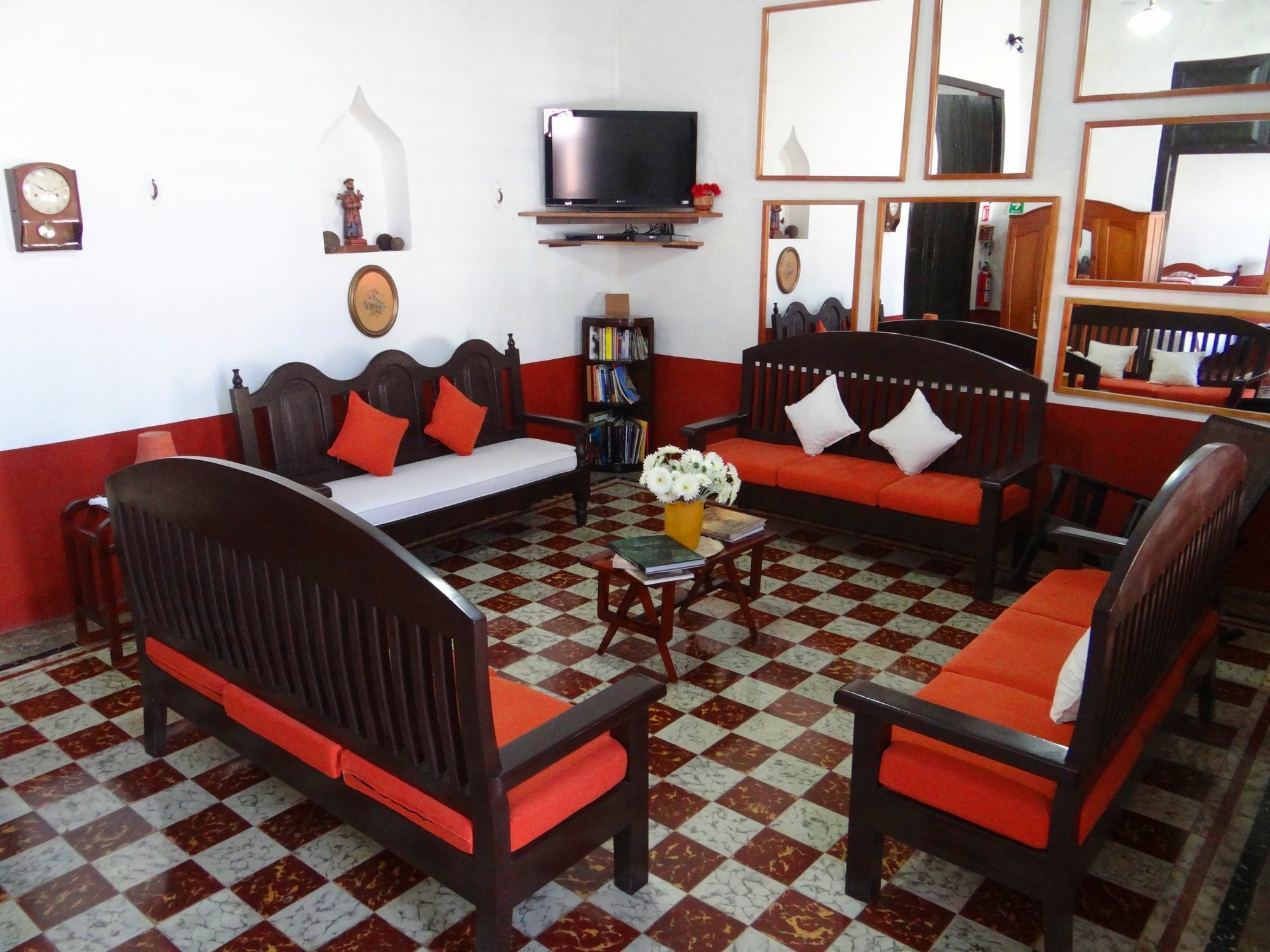 Casa De Zari Bed & Breakfast Кампече Екстериор снимка