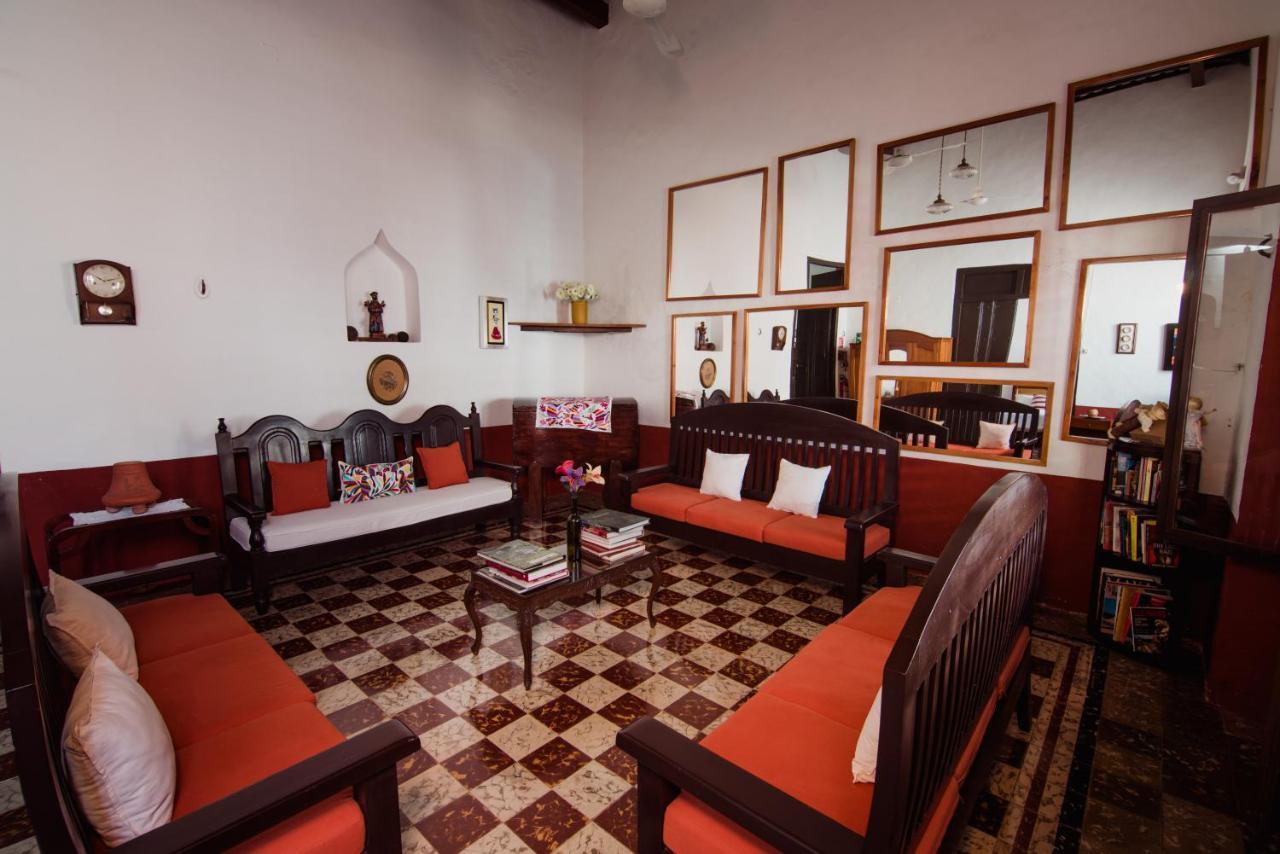 Casa De Zari Bed & Breakfast Кампече Екстериор снимка